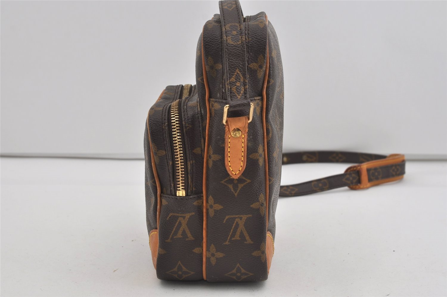 Authentic Louis Vuitton Monogram Amazone Shoulder Cross Body Bag M45236 LV 2120I