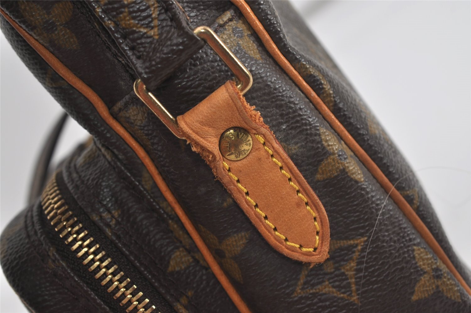 Authentic Louis Vuitton Monogram Amazone Shoulder Cross Body Bag M45236 LV 2120I