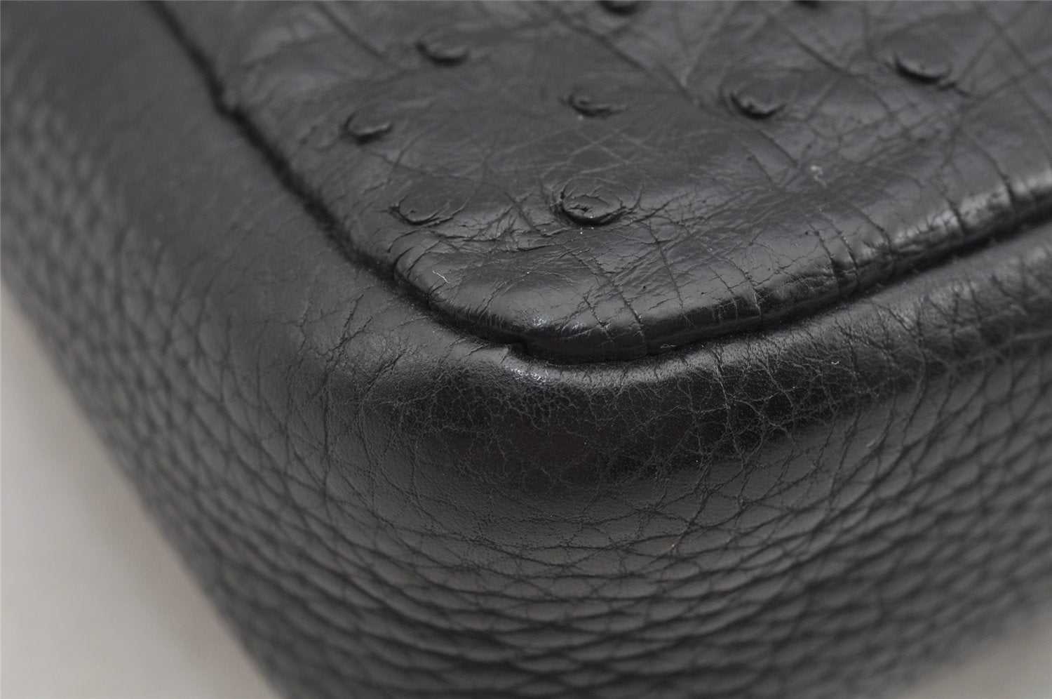 Authentic GUCCI Leather Shoulder Cross Body Bag Purse Black 2145I