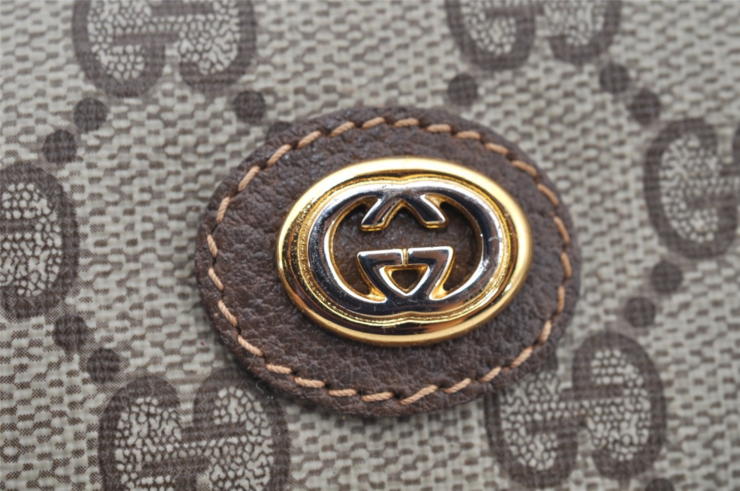 Authentic GUCCI Vintage Clutch Hand Bag Purse GG PVC Leather Brown 2149I