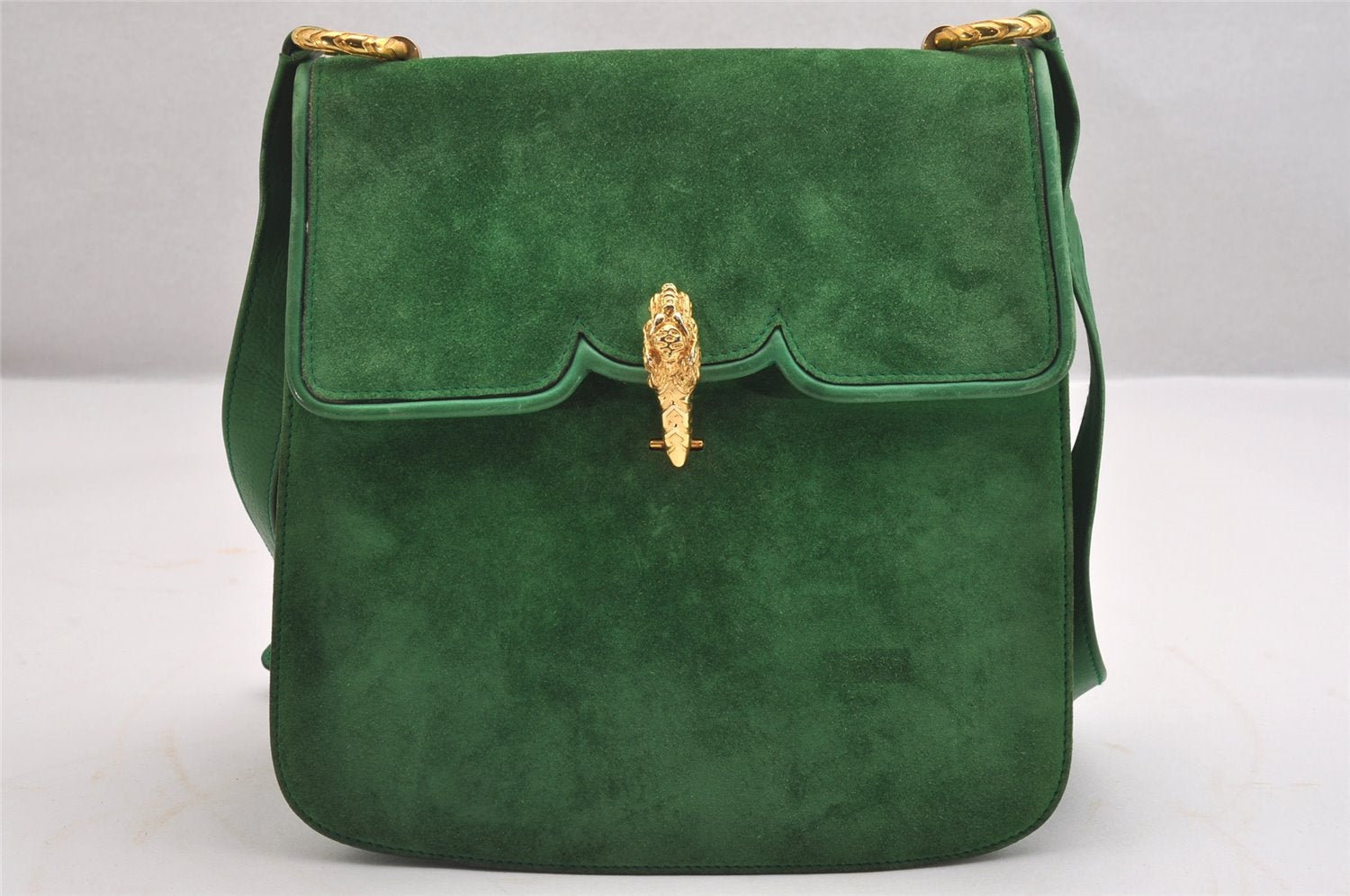 Authentic GUCCI Animalier Tiger Shoulder Crossbody Bag Suede Leather Green 2163I