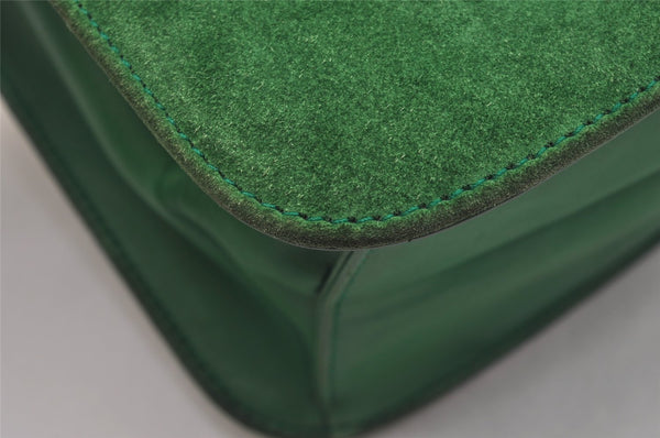 Authentic GUCCI Animalier Tiger Shoulder Crossbody Bag Suede Leather Green 2163I