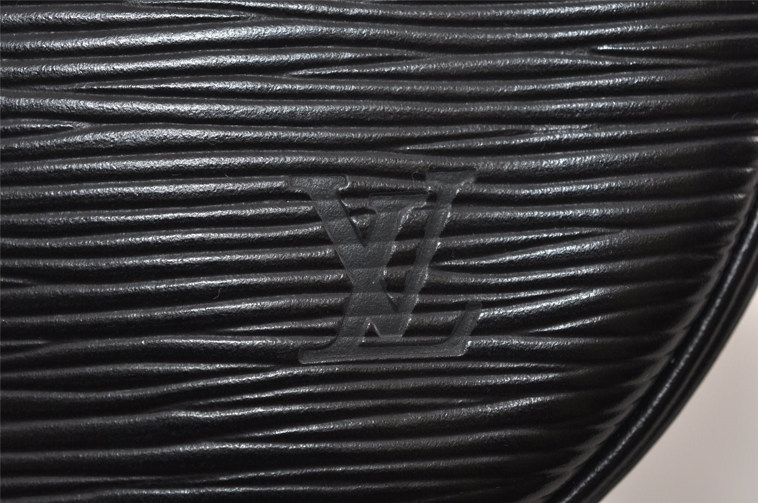 Authentic Louis Vuitton Epi Jeune Fille Shoulder Cross Bag Black M52152 LV 2169I
