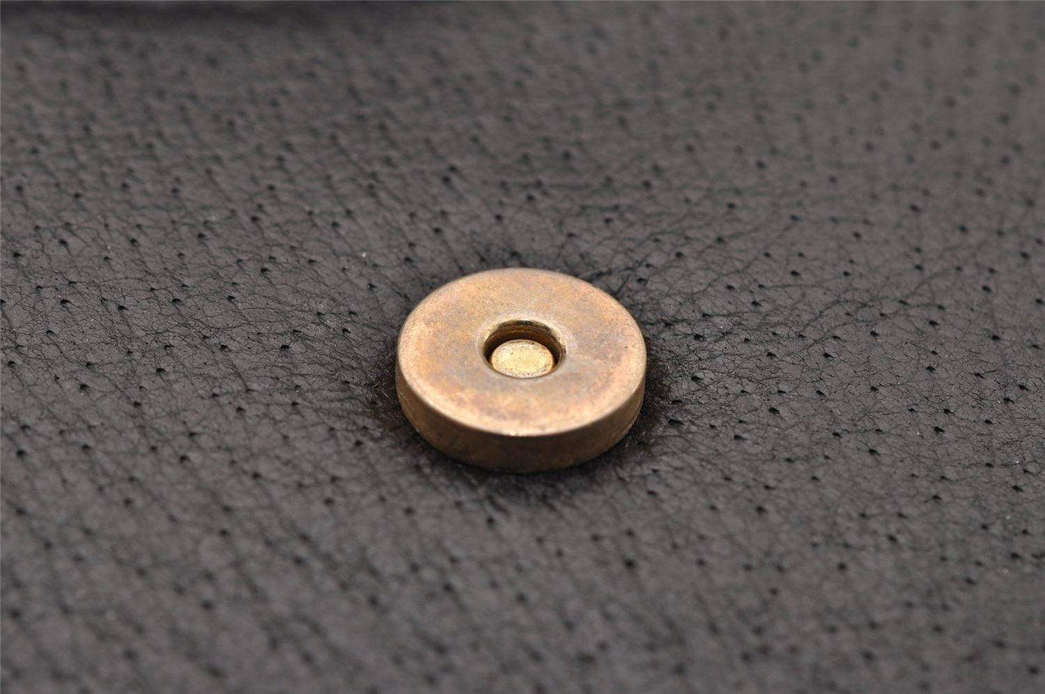 Authentic GUCCI Vintage Shoulder Cross Body Bag Purse Leather Black 2189I