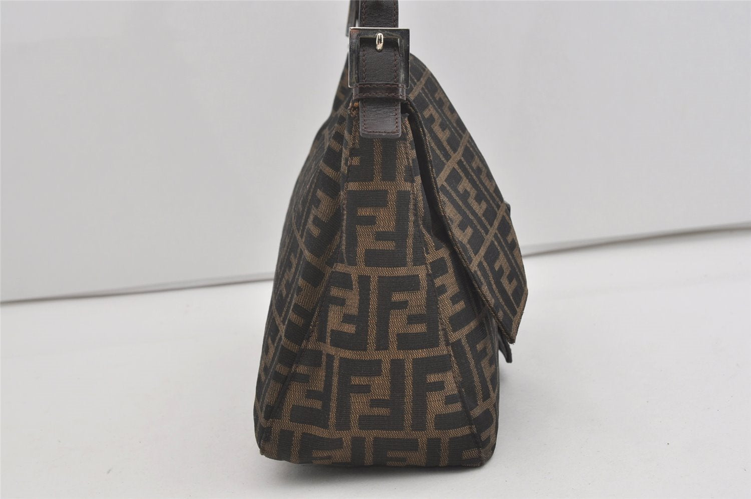 Authentic FENDI Zucca Mamma Baguette Shoulder Bag Canvas Leather Brown 2190I