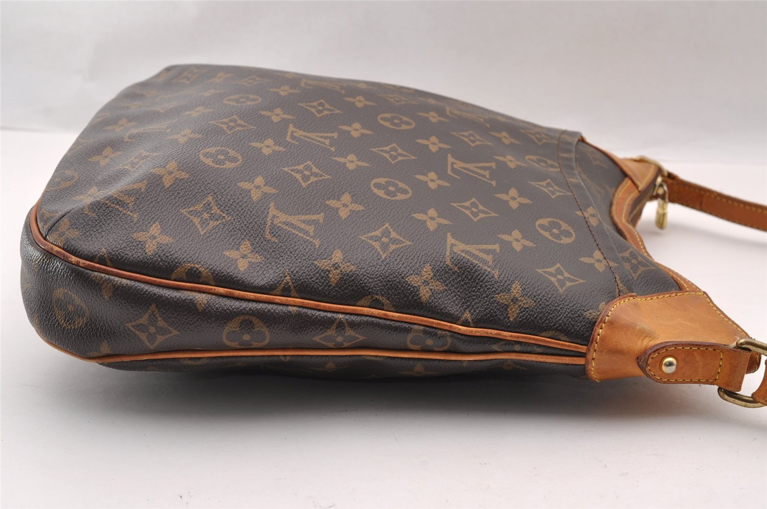 Authentic Louis Vuitton Monogram Odeon MM Shoulder Cross Bag M56389 Junk 2192I