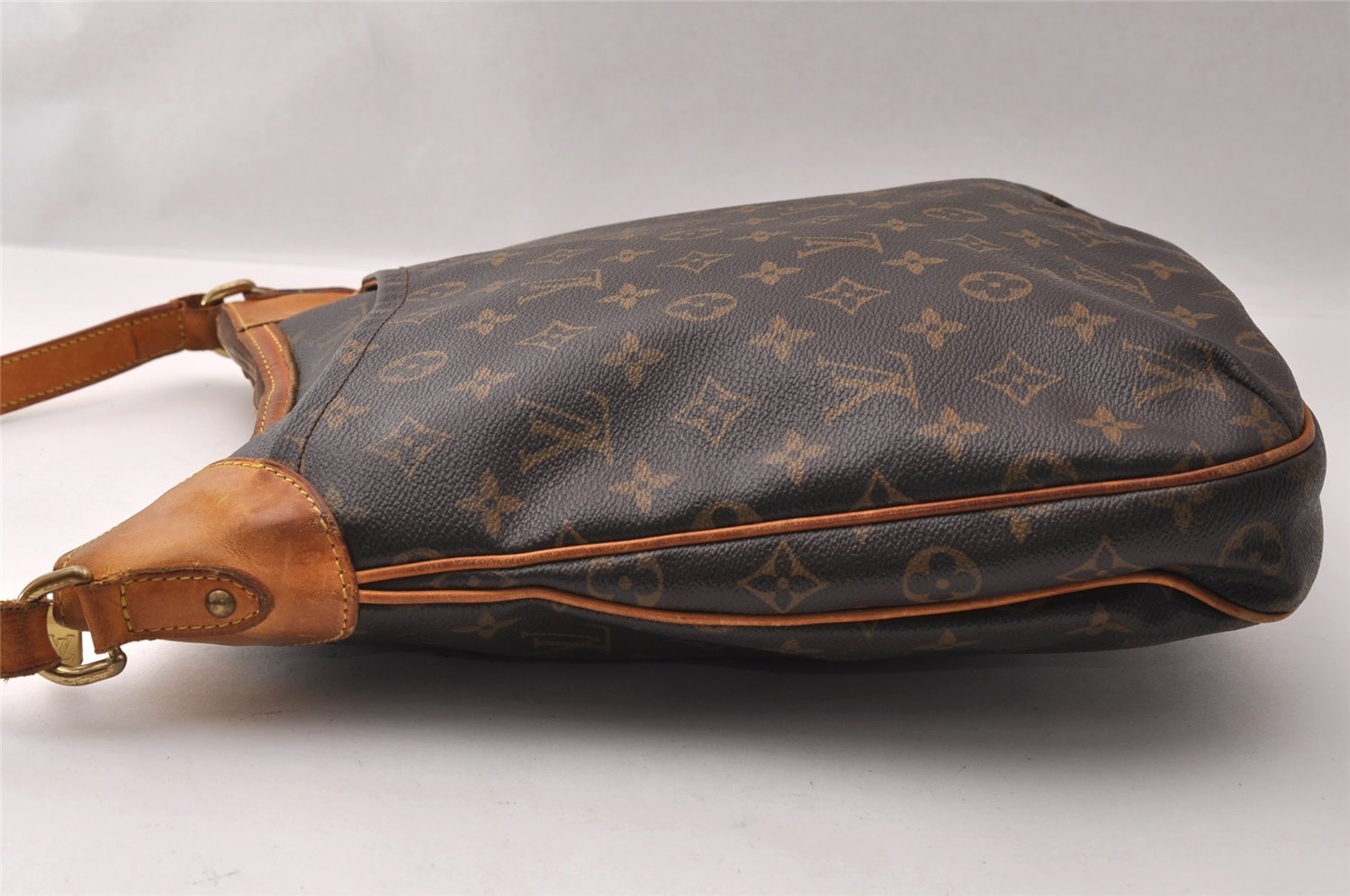 Authentic Louis Vuitton Monogram Odeon MM Shoulder Cross Bag M56389 Junk 2192I