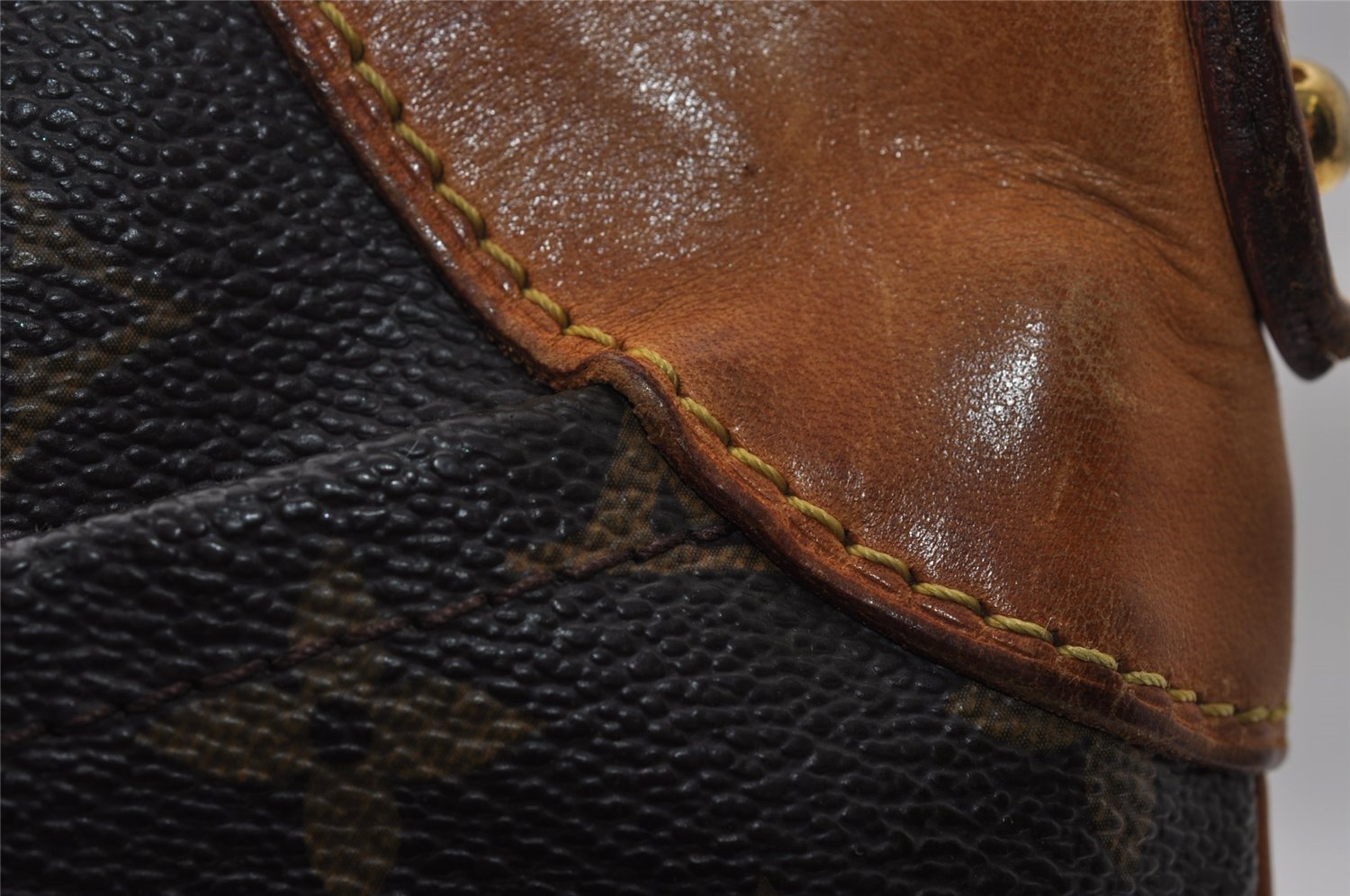 Authentic Louis Vuitton Monogram Odeon MM Shoulder Cross Bag M56389 Junk 2192I