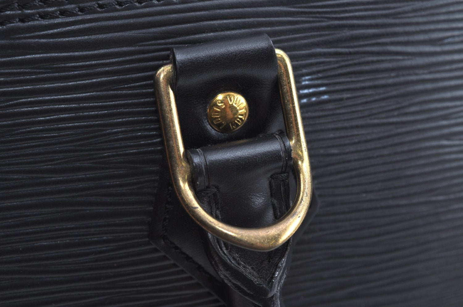 Authentic Louis Vuitton Epi Alma PM Hand Bag Black M40302 LV 2193G