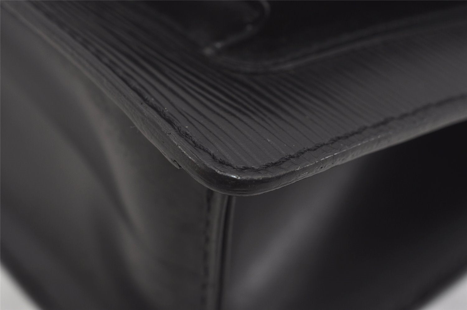 Authentic Louis Vuitton Epi Monceau 2Way Shoulder Hand Bag Black M52122 LV 2193I