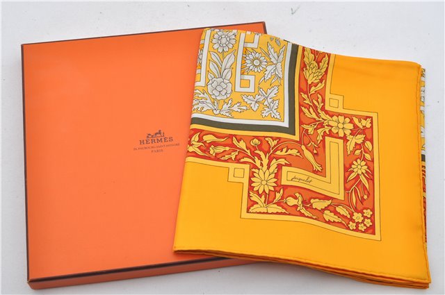 Authentic HERMES Carre 90 Scarf 