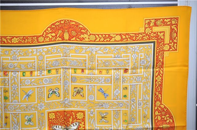 Authentic HERMES Carre 90 Scarf 