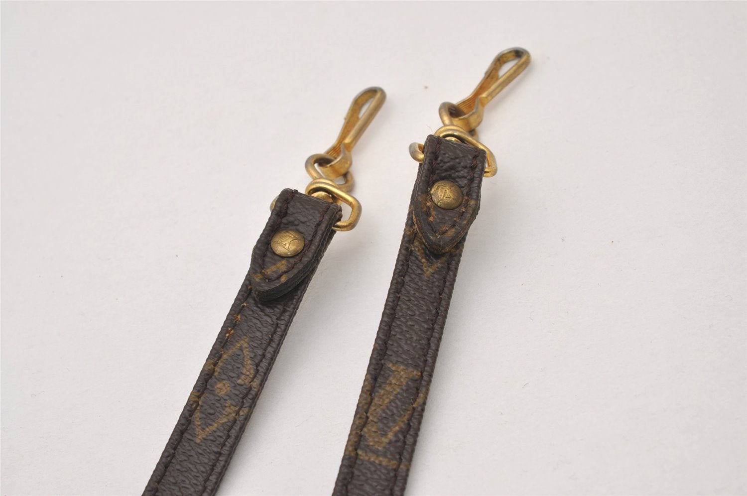 Authentic Louis Vuitton Monogram Shoulder Strap Old Model 50.4