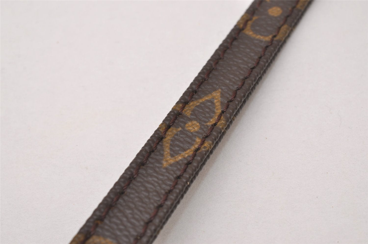 Authentic Louis Vuitton Monogram Shoulder Strap Old Model 50.4