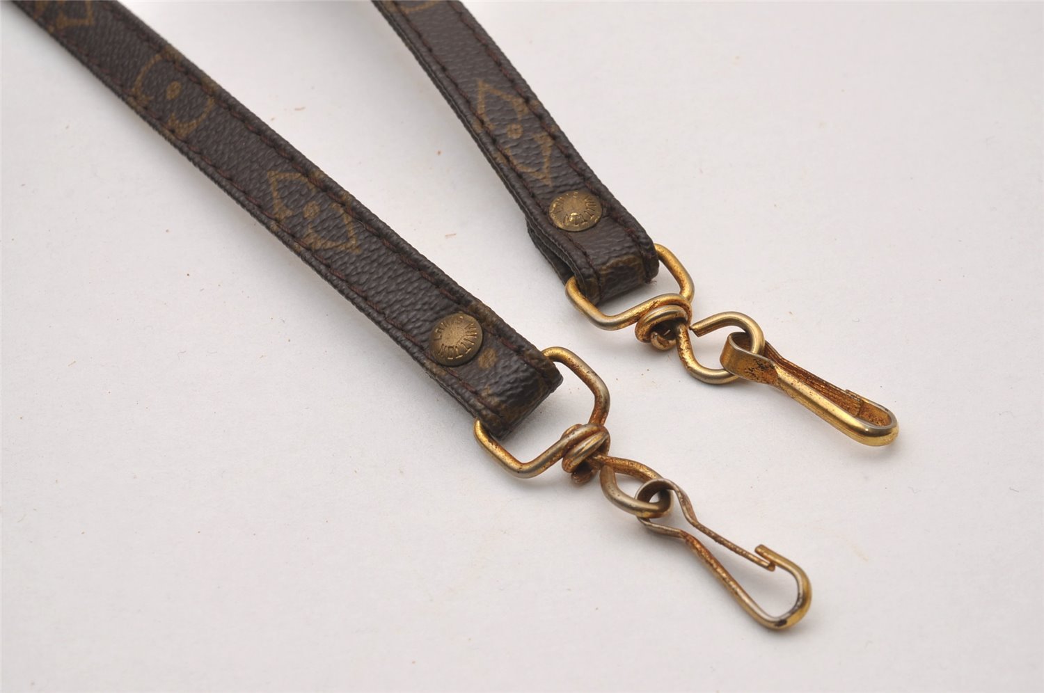 Authentic Louis Vuitton Monogram Shoulder Strap Old Model 50.4