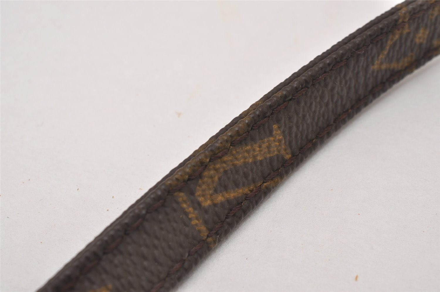 Authentic Louis Vuitton Monogram Shoulder Strap Old Model 50.4