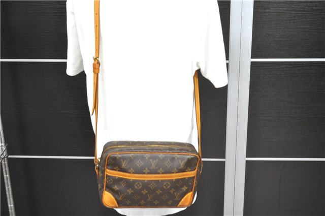 Auth Louis Vuitton Monogram Trocadero 27 Shoulder Cross Body Bag M51274 LV 2205D