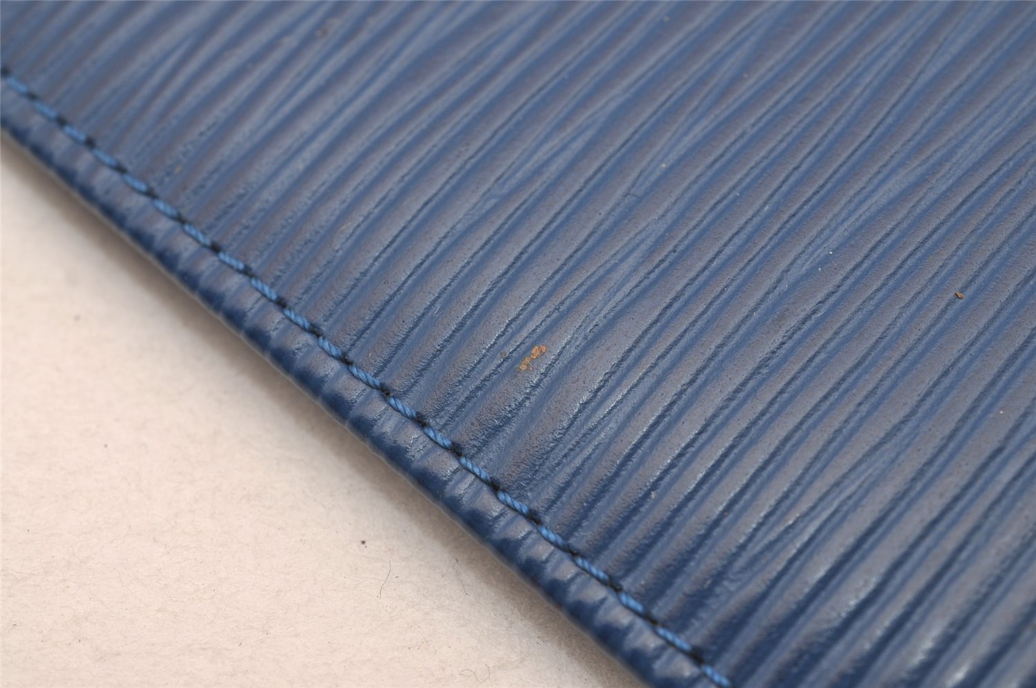 Authentic Louis Vuitton Epi Agenda Posh Notebook Cover Blue R20525 LV 2206I