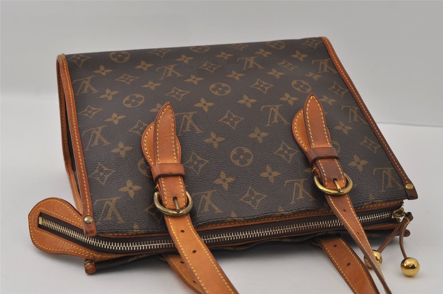 Authentic Louis Vuitton Monogram Popincourt Haut Shoulder Bag M40007 LV 2207I