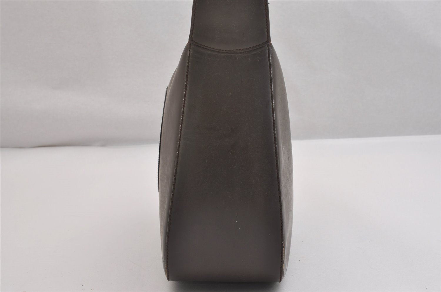 Authentic GUCCI Vintage Shoulder Hand Bag Purse Leather Brown Junk 2208I