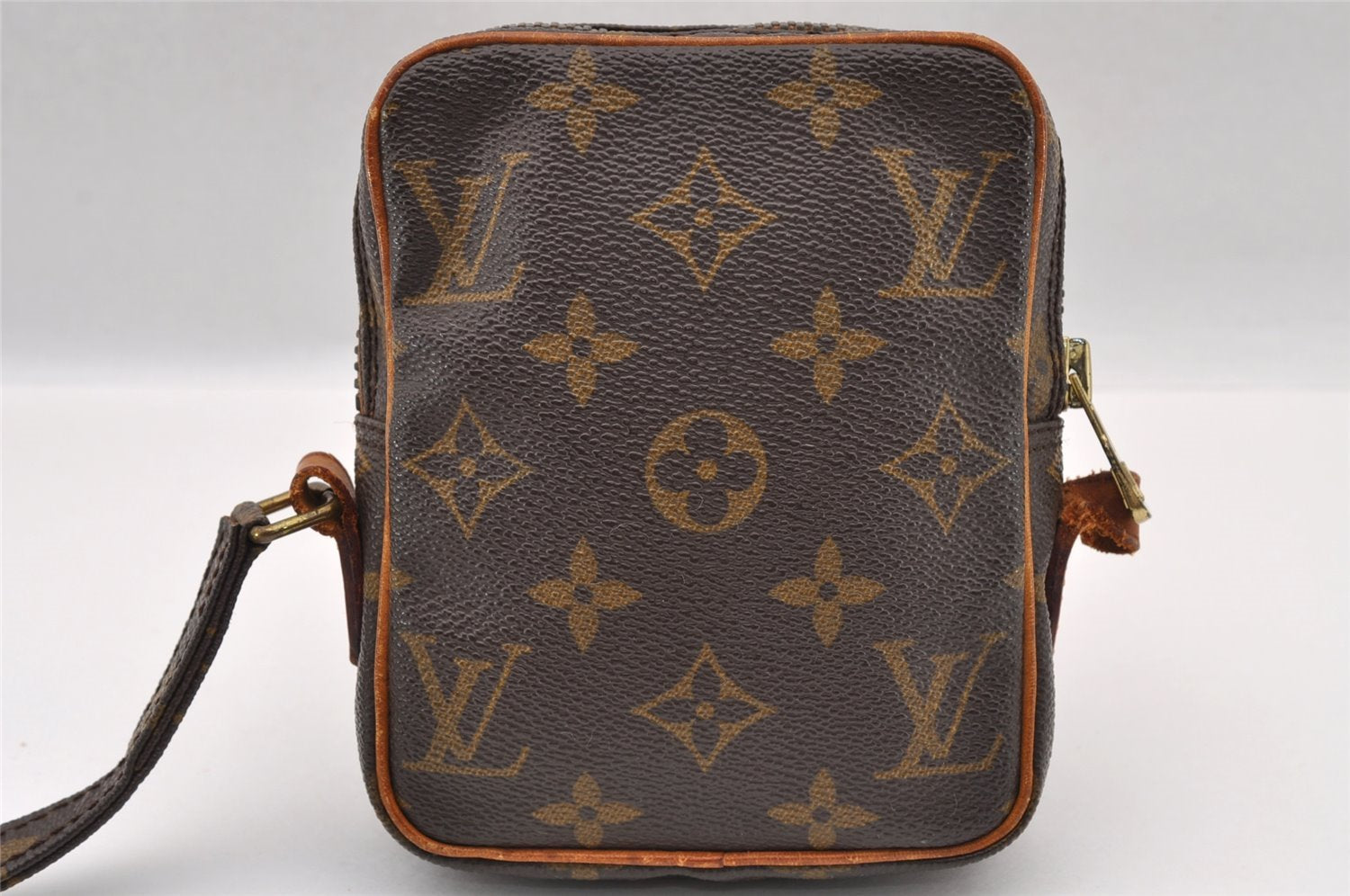 Auth Louis Vuitton Monogram Mini Poche Danube Shoulder Bag M45268 LV Junk 2209I
