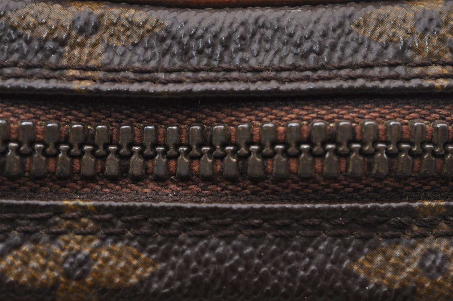 Auth Louis Vuitton Monogram Mini Poche Danube Shoulder Bag M45268 LV Junk 2209I