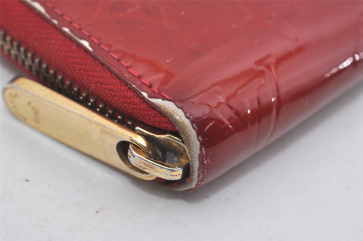 Authentic Louis Vuitton Vernis Zippy Wallet Long Purse Red M91981 LV 2223I