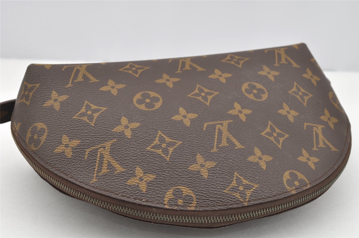 Authentic Louis Vuitton Monogram Trousse Demi Ronde 23 Pouch M47520 Junk 2224I