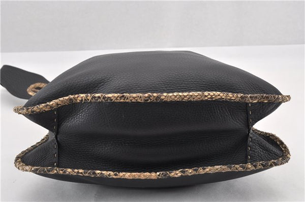 Authentic FENDI Selleria Vintage Shoulder Bag Purse Leather Black 2226G