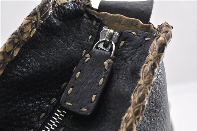 Authentic FENDI Selleria Vintage Shoulder Bag Purse Leather Black 2226G