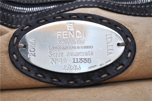 Authentic FENDI Selleria Vintage Shoulder Bag Purse Leather Black 2226G