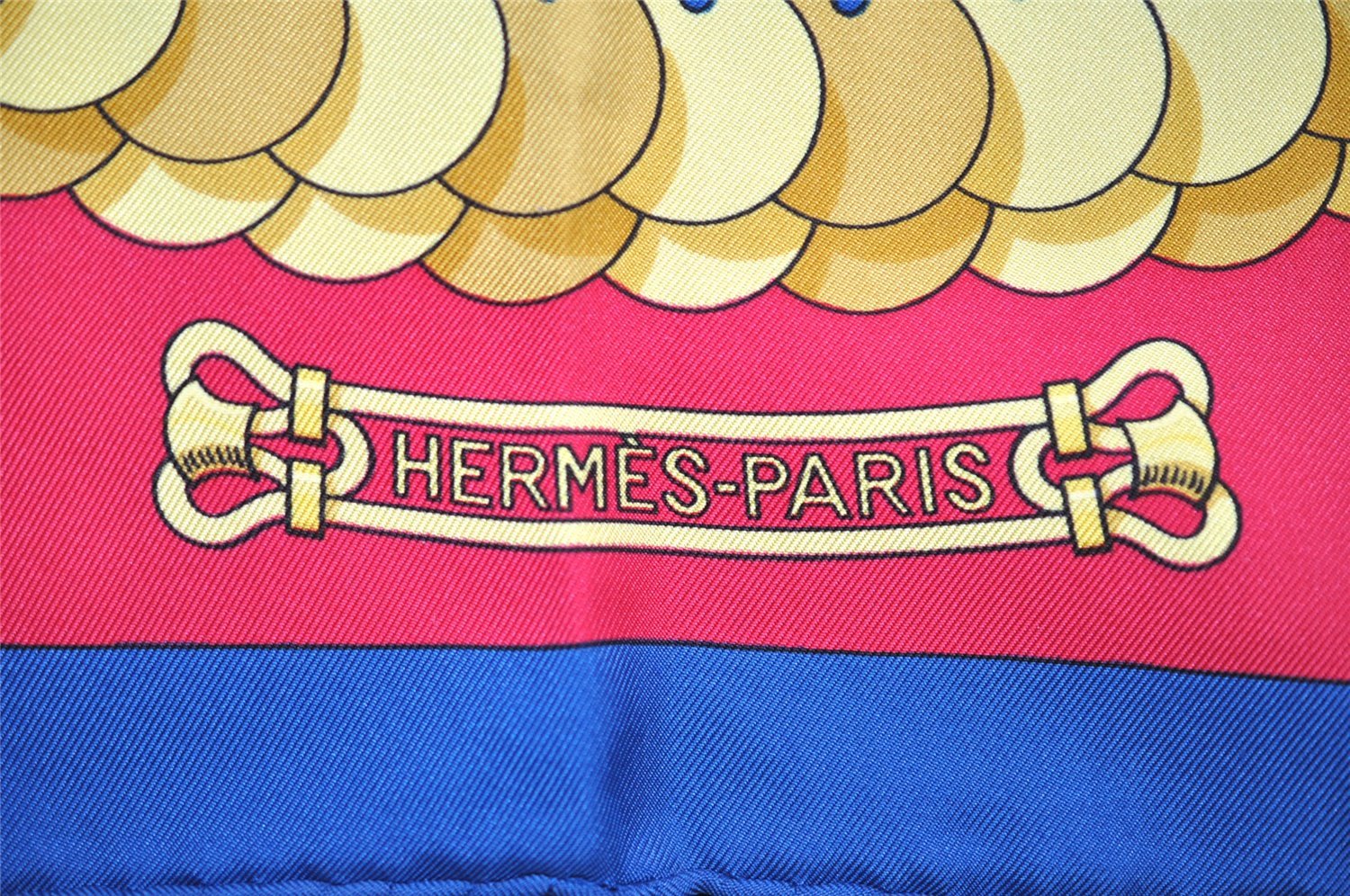 Authentic HERMES Carre 90 Scarf 