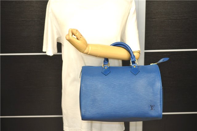 Authentic Louis Vuitton Epi Speedy 30 Hand Bag Blue M43005 LV 2238D