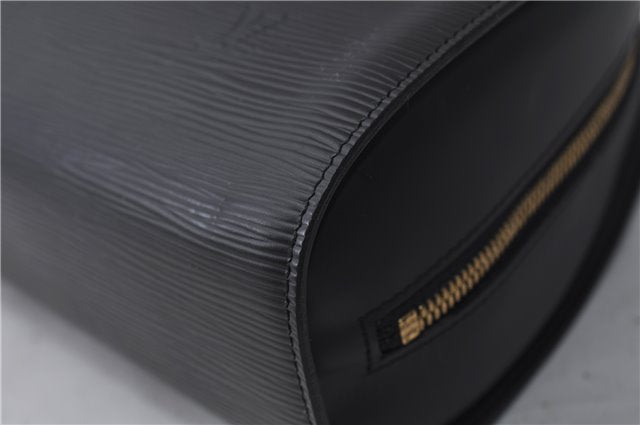 Authentic Louis Vuitton Epi Dauphine GM Pouch Clutch Bag Black M48432 LV 2239D