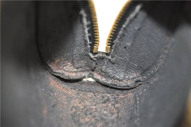 Authentic Louis Vuitton Epi Dauphine Cosmetic Pouch Black M48442 LV 2247D