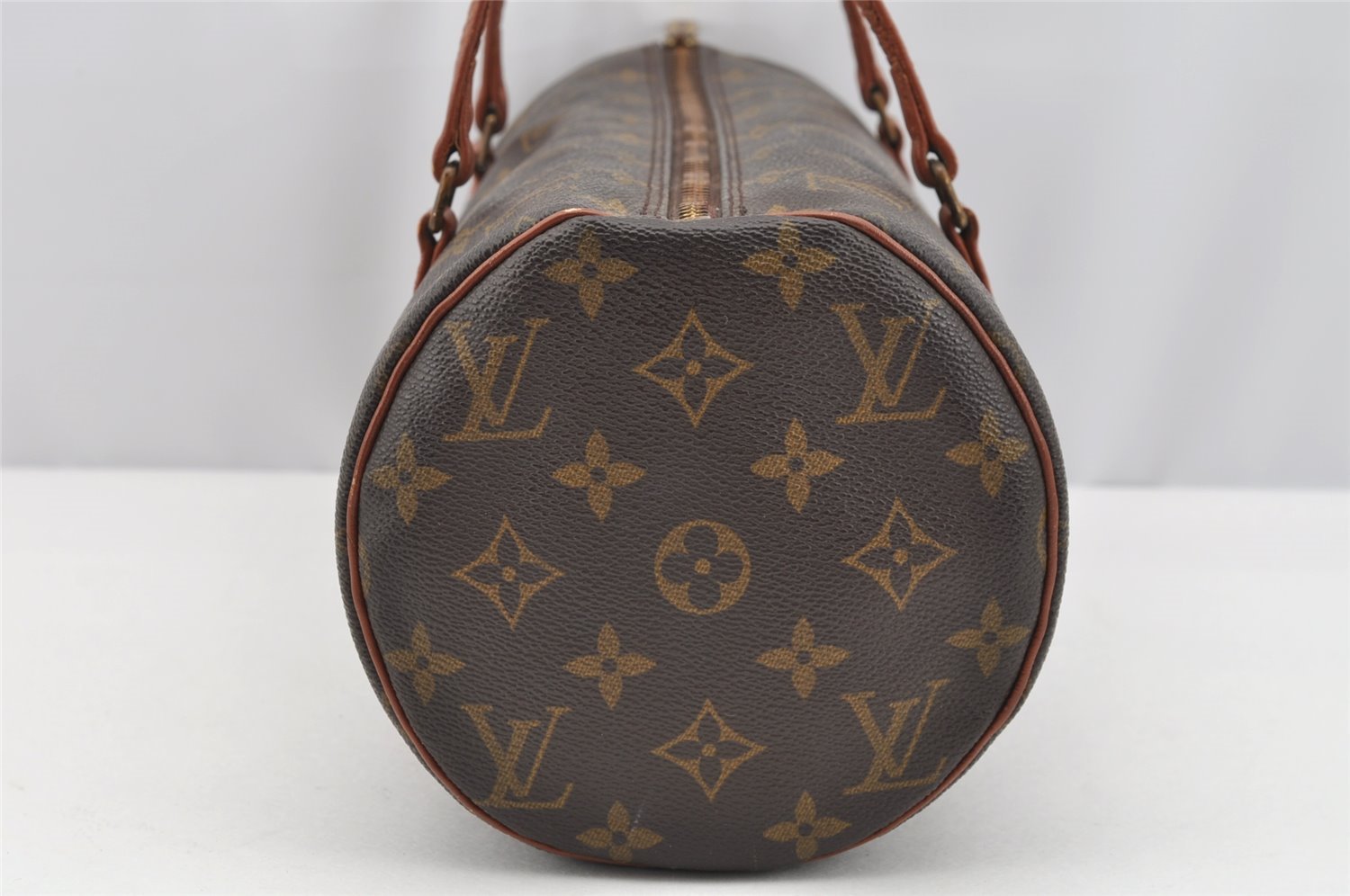 Authentic Louis Vuitton Monogram Papillon 30 Hand Bag Old Model LV 2247I