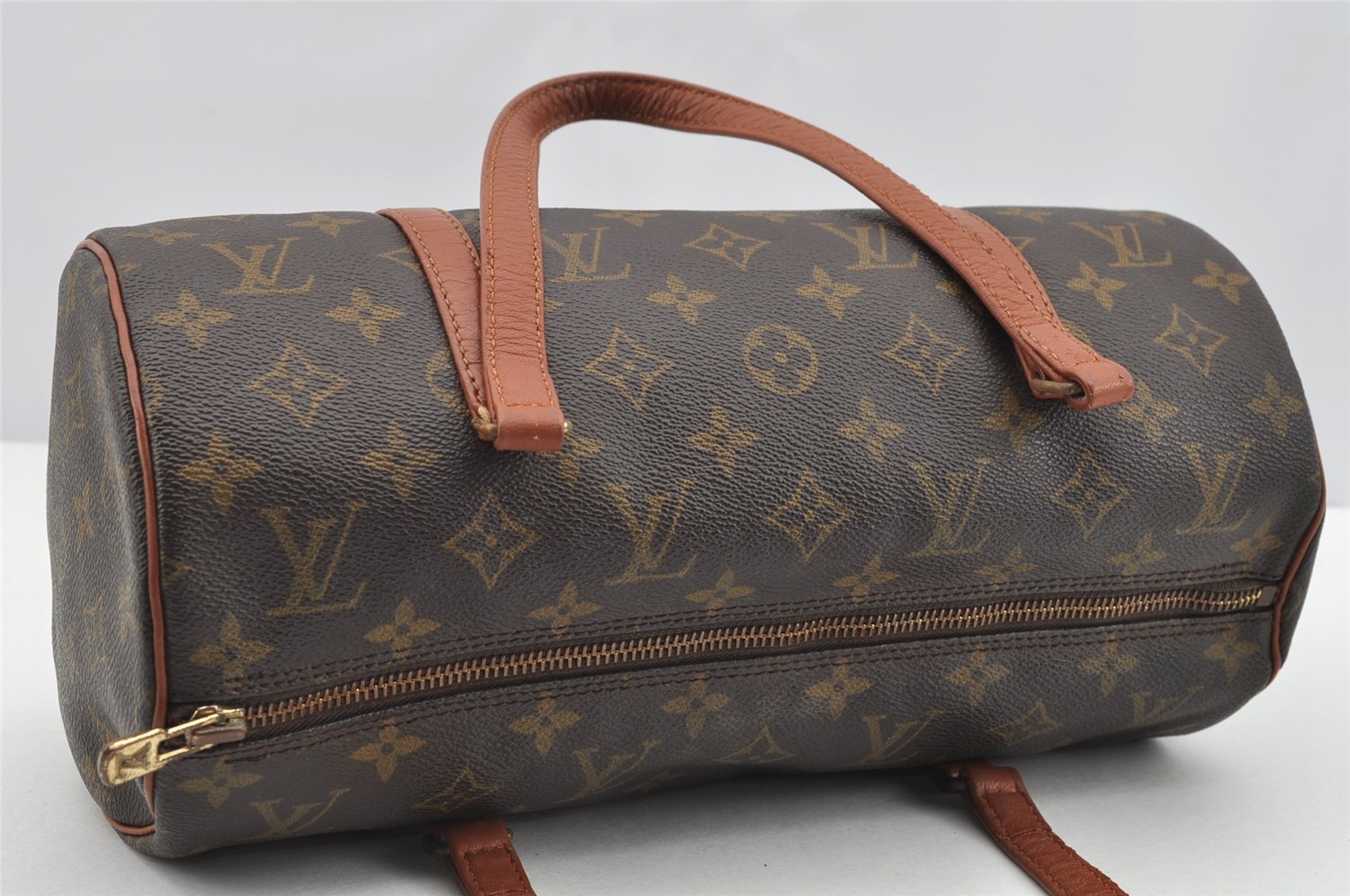 Authentic Louis Vuitton Monogram Papillon 30 Hand Bag Old Model LV 2247I