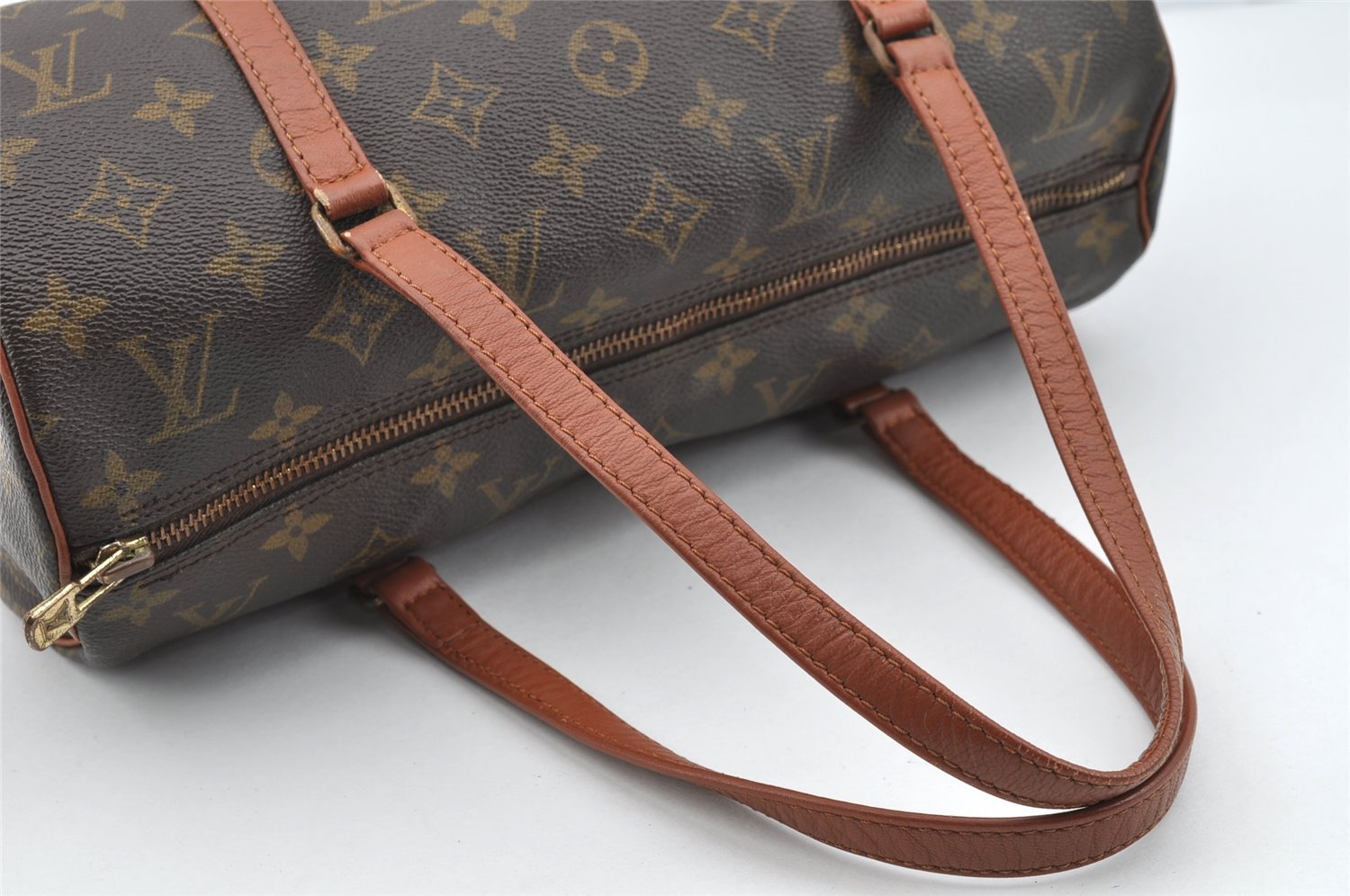 Authentic Louis Vuitton Monogram Papillon 30 Hand Bag Old Model LV 2247I