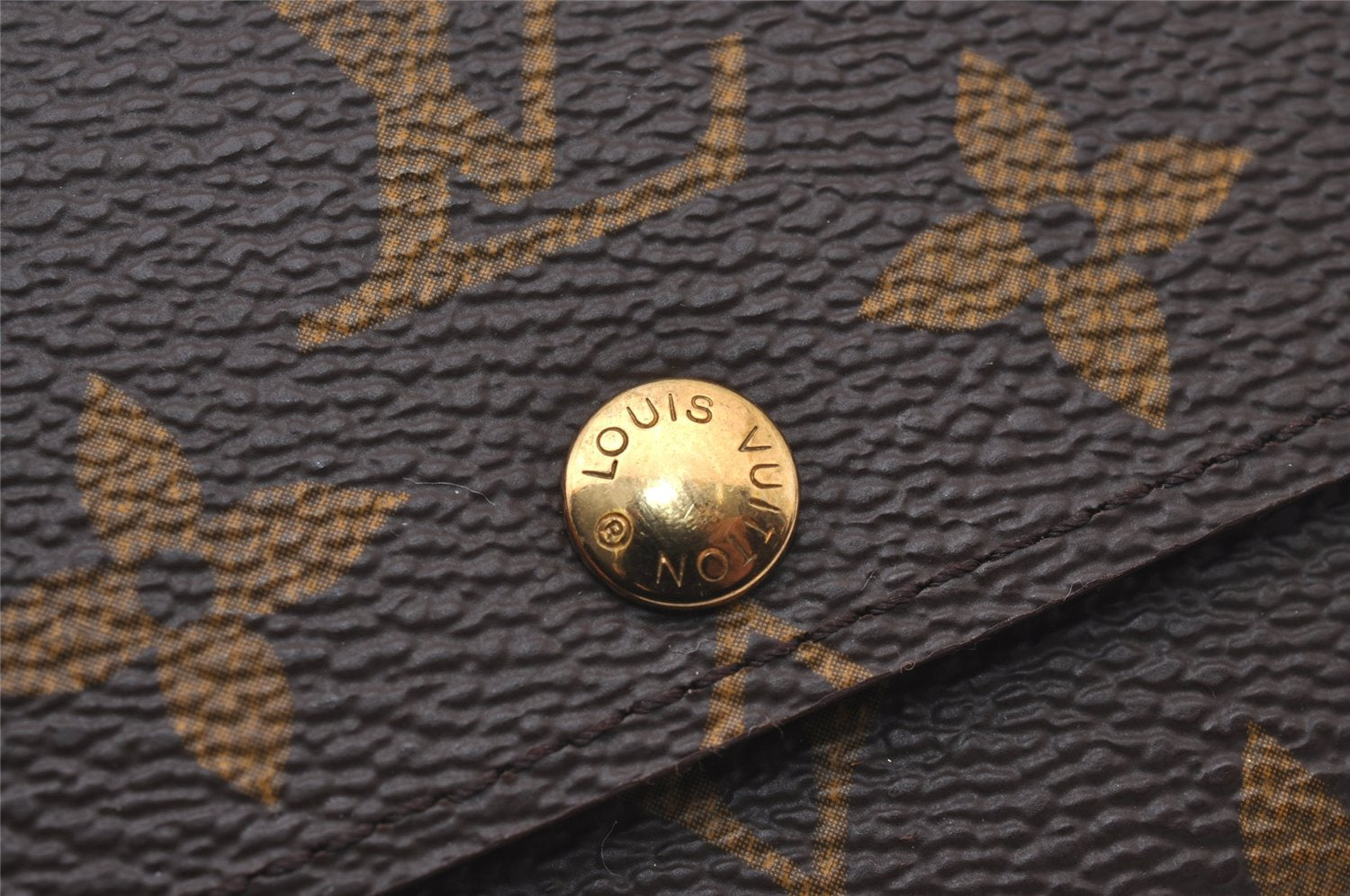 Authentic Louis Vuitton Monogram Multicles 6 Six Hooks Key Case M62630 LV 2248I