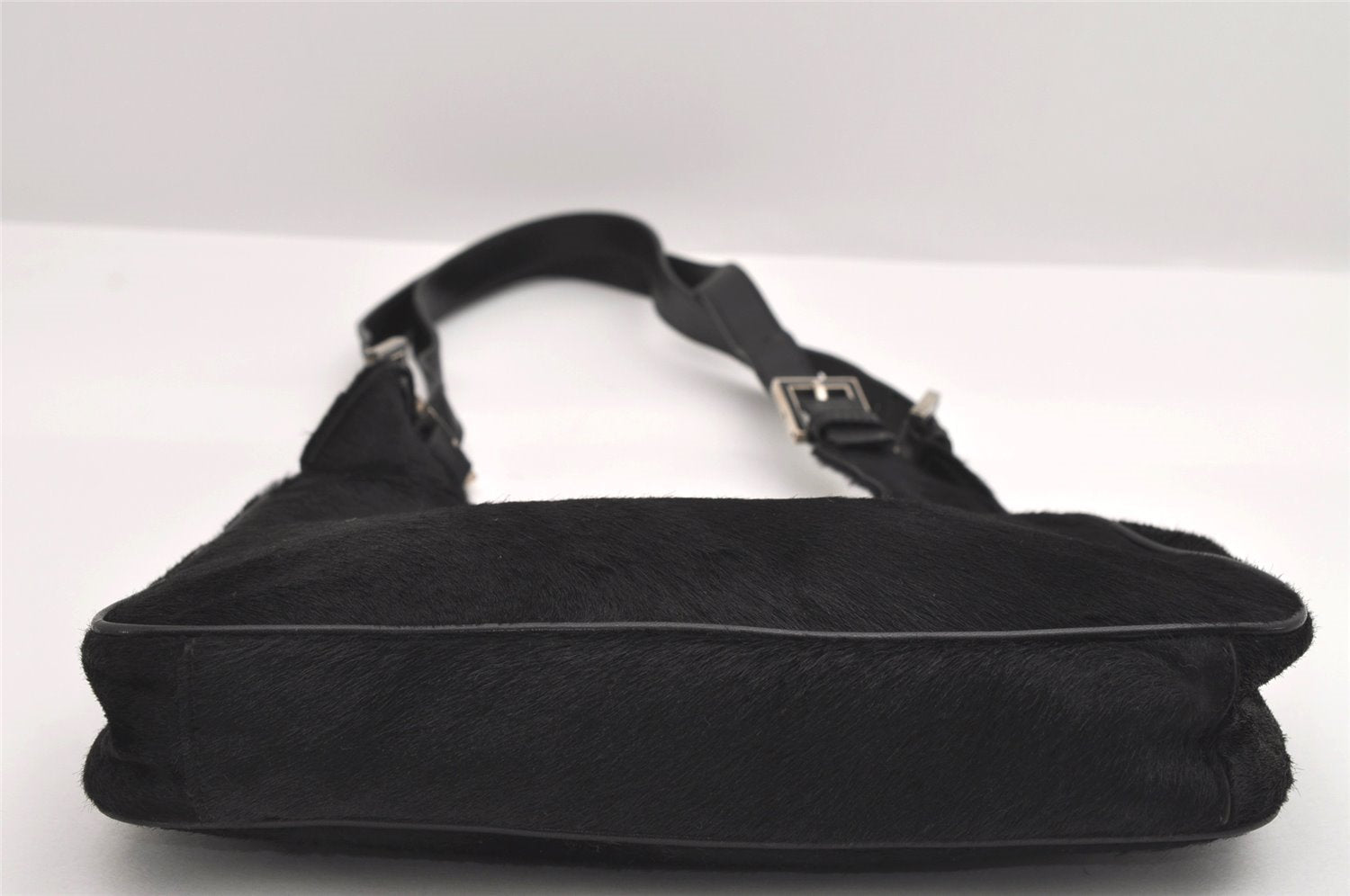 Authentic FENDI Vintage Shoulder Bag Purse Unborn Calf Leather Black 2253I