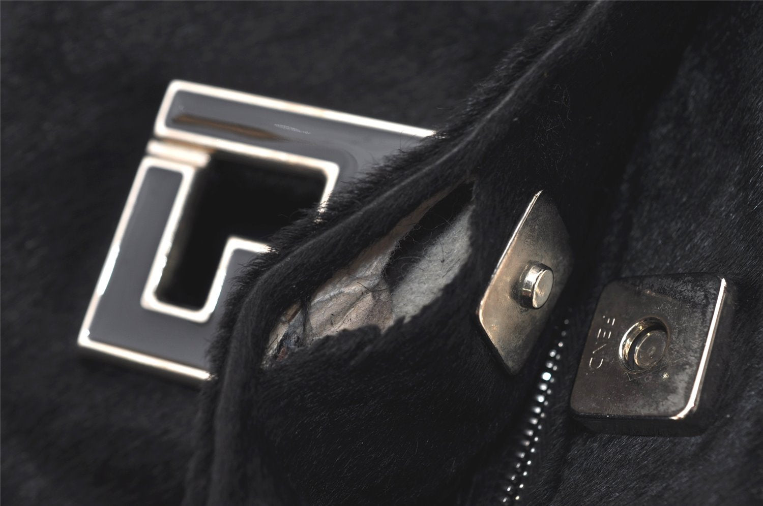 Authentic FENDI Vintage Shoulder Bag Purse Unborn Calf Leather Black 2253I