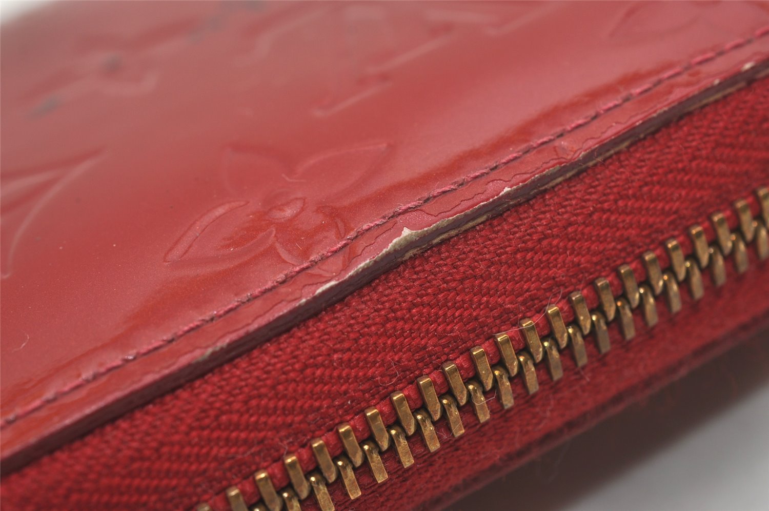 Authentic Louis Vuitton Vernis Zippy Wallet Long Purse Red M91981 LV 2268I