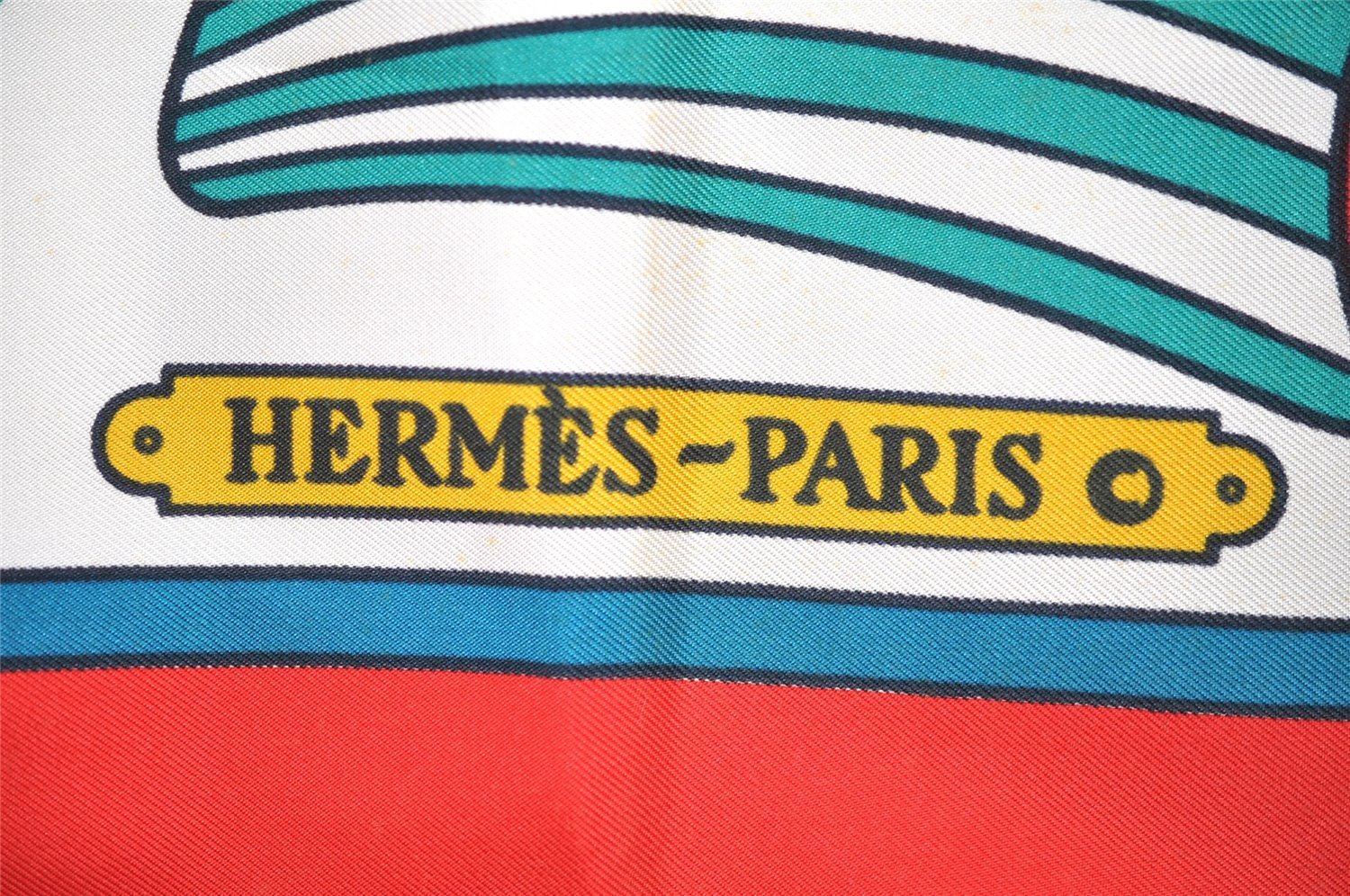 Authentic HERMES Carre 90 Scarf 