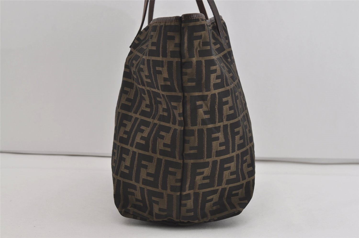 Authentic FENDI Zucca Shoulder Hand Tote Bag Nylon Leather Brown Black 2278I