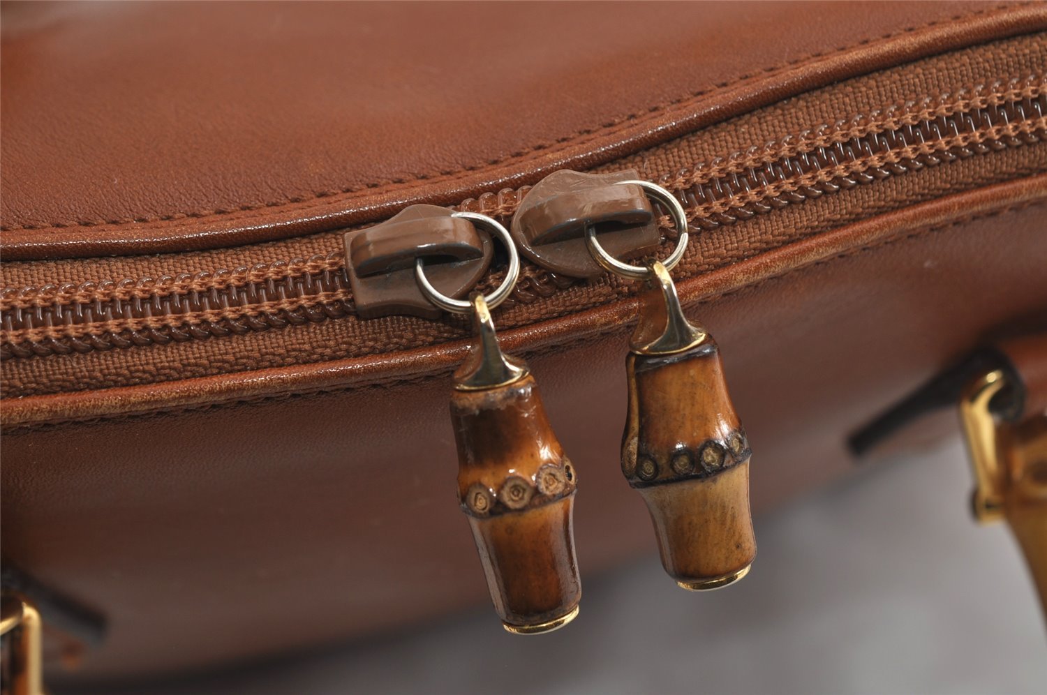 Authentic GUCCI Bamboo 2way Hand Shoulder Bag Purse Leather Brown Junk 2284I