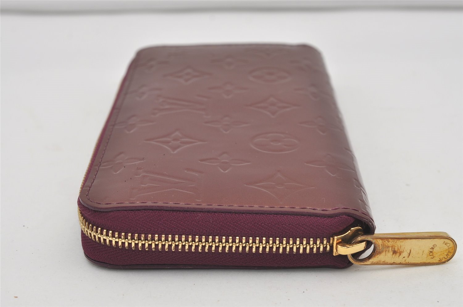 Authentic Louis Vuitton Vernis Zippy Wallet Long Purse Purple M90140 LV 2319I