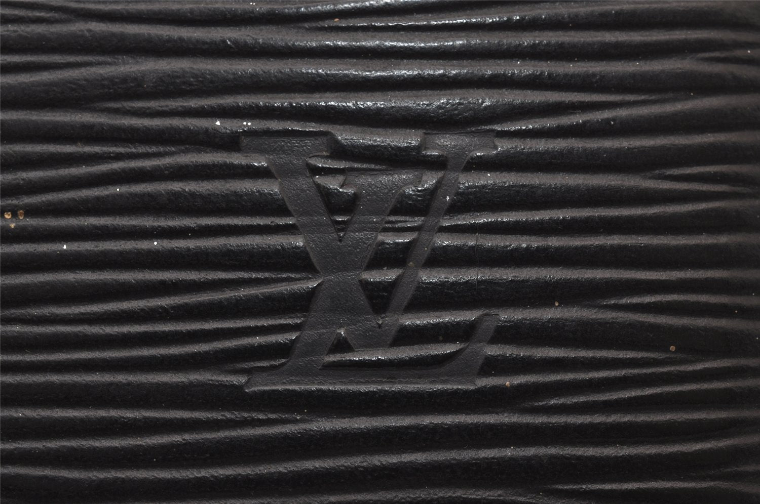 Authentic Louis Vuitton Epi Agenda GM Notebook Cover Black R20212 LV 2331I
