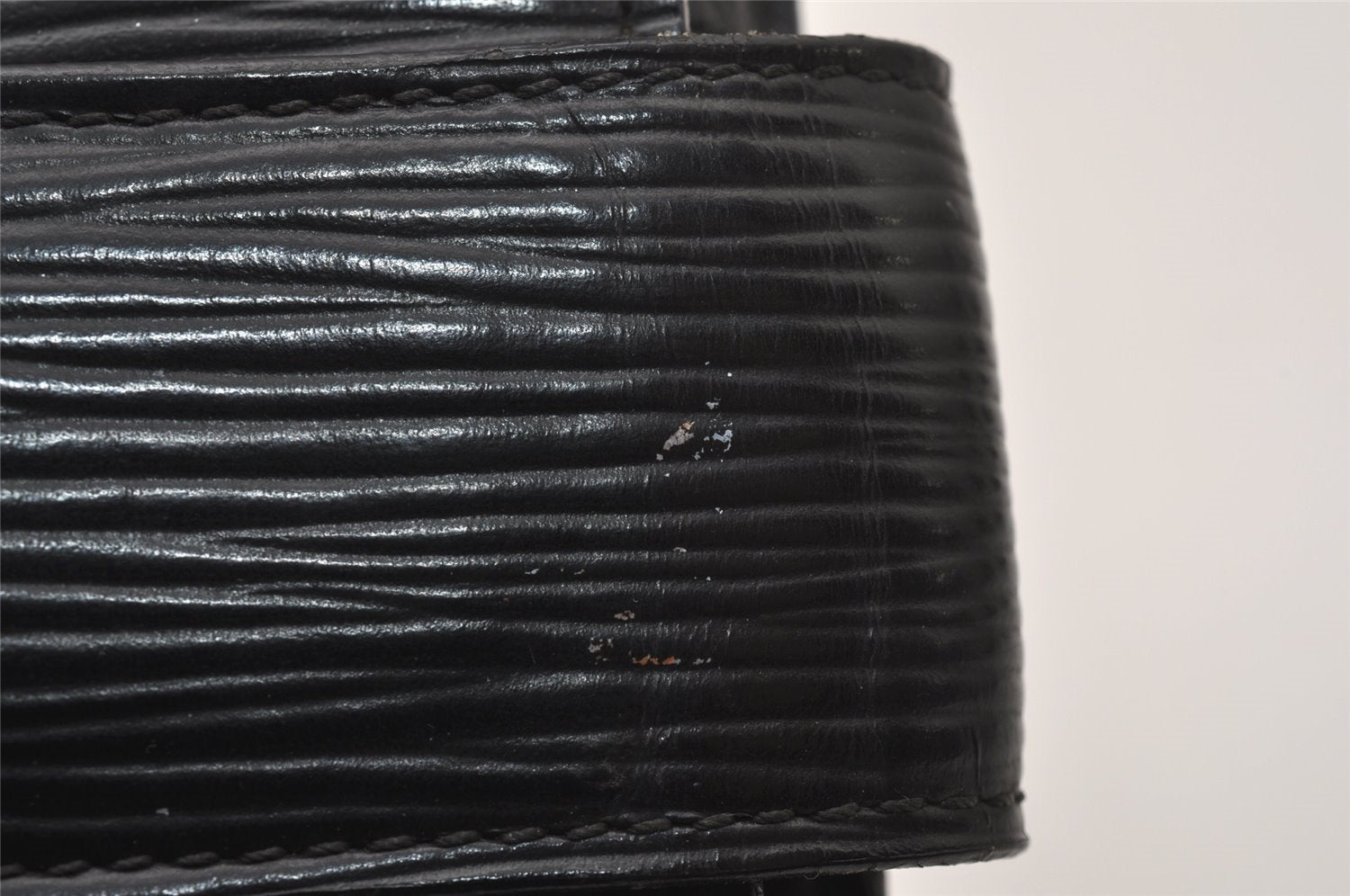 Authentic Louis Vuitton Epi Agenda GM Notebook Cover Black R20212 LV 2331I