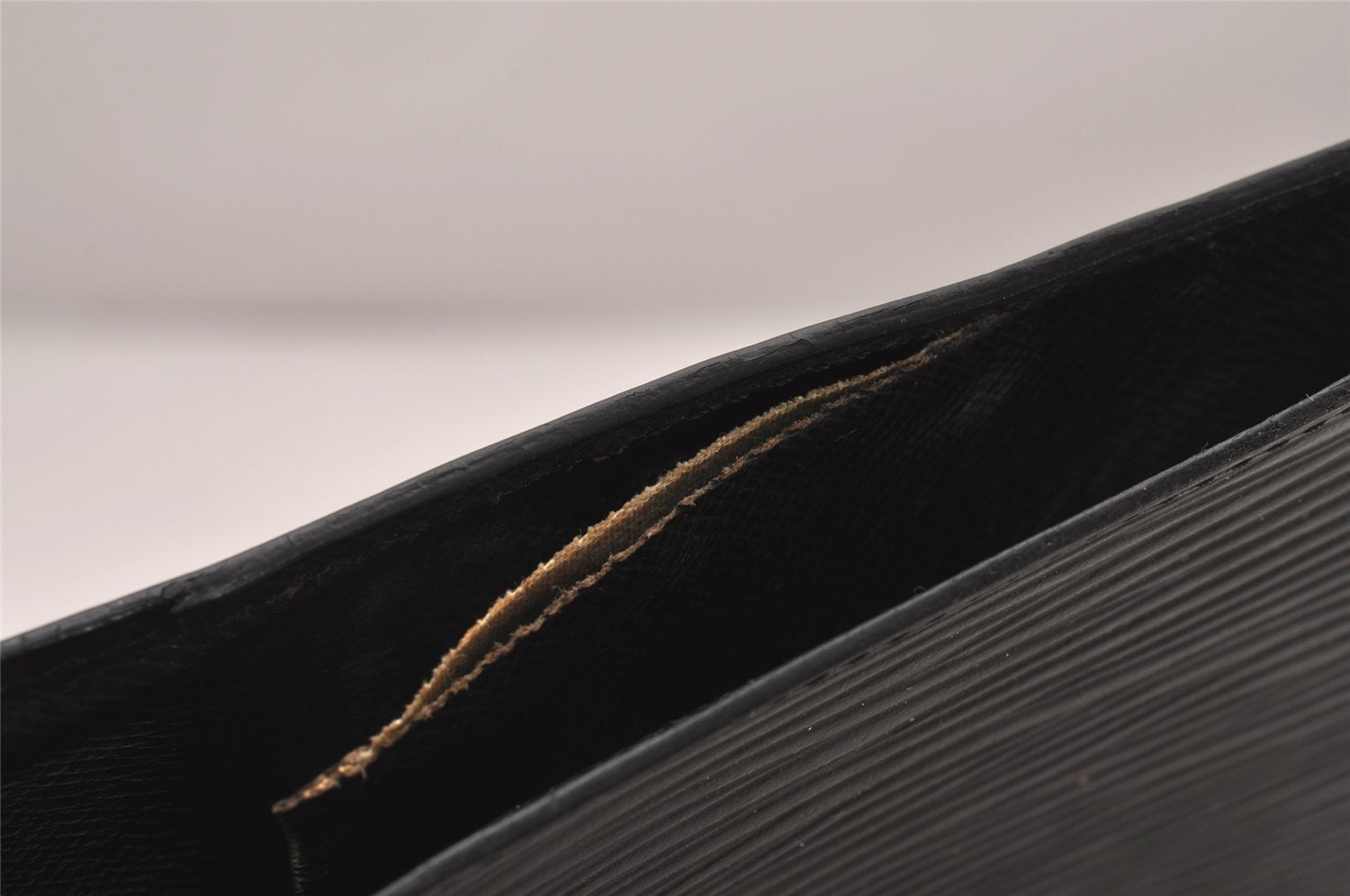 Authentic Louis Vuitton Epi Agenda GM Notebook Cover Black R20212 LV 2331I