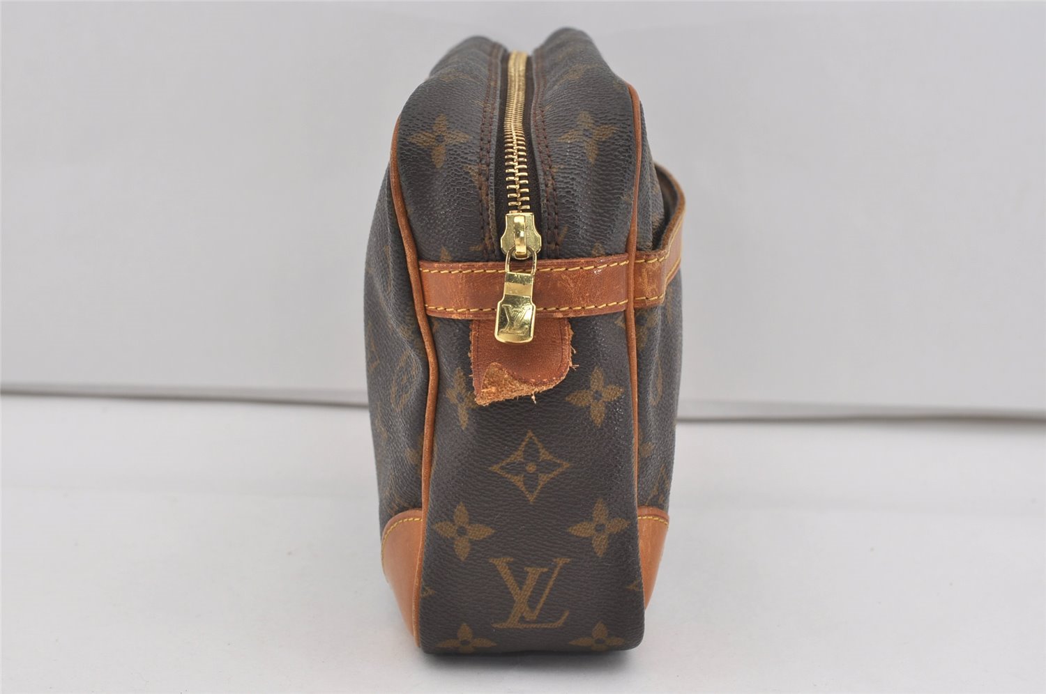 Authentic Louis Vuitton Monogram Compiegne 28 Clutch Hand Bag M51845 LV 2332I